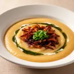 Cremige Erntedank Kartoffelsuppe mit Röstzwiebeln - featured image