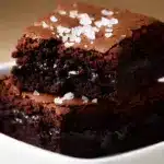Fudgy Brownies mit Meersalz - featured image